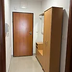 شقة Anita